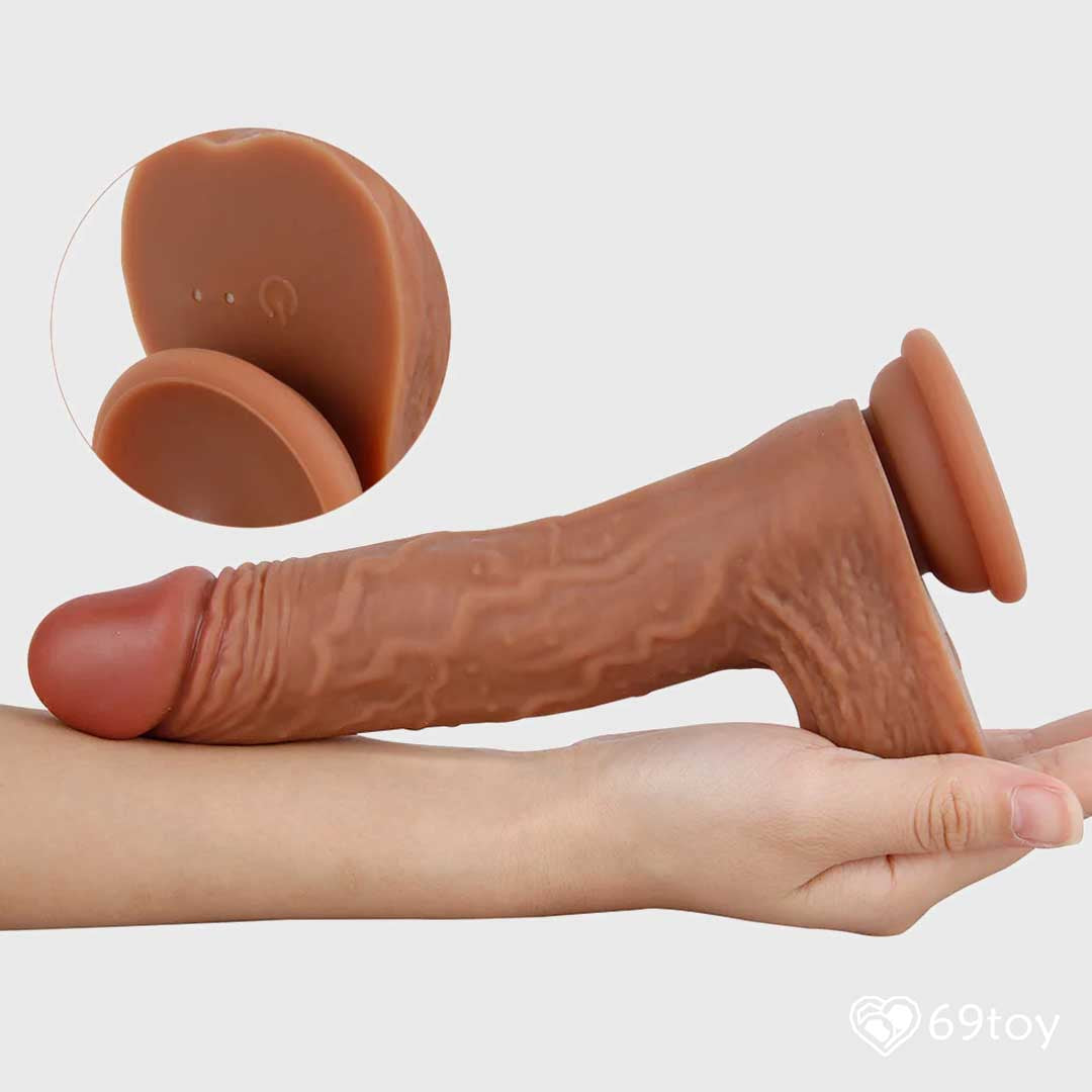 A-women-have-thrusting-vibrating-realistic-dildo-with-suction-cup